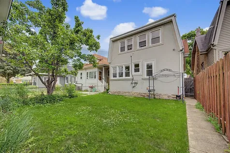 4450 North Mango Avenue Chicago IL 60630
