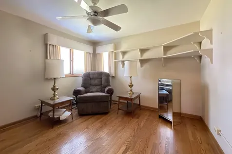 34841 North Leonard Avenue Ingleside IL 60041