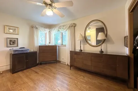 34841 North Leonard Avenue Ingleside IL 60041
