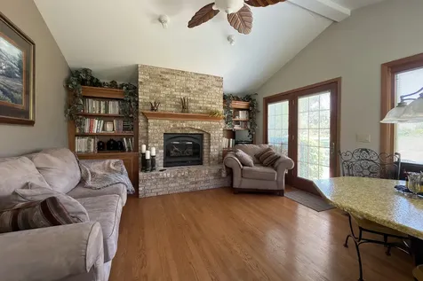34841 North Leonard Avenue Ingleside IL 60041
