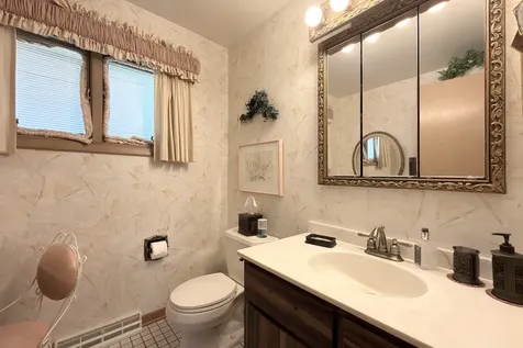 34841 North Leonard Avenue Ingleside IL 60041