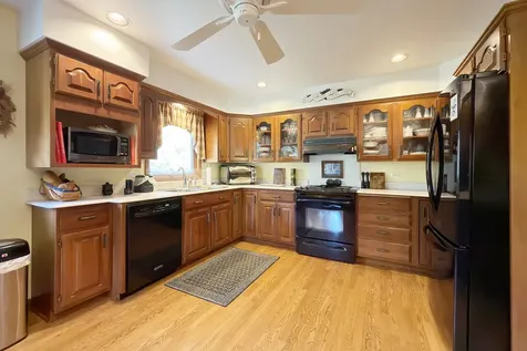 34841 North Leonard Avenue Ingleside IL 60041