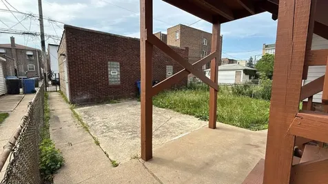 8210 South Marshfield Avenue Chicago IL 60620