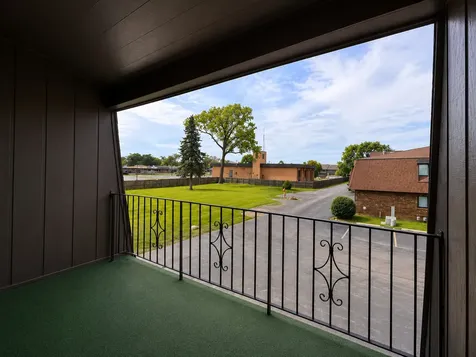 10640 South Brooklodge Lane Palos Hills IL 60465