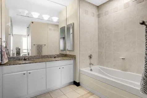 33 West Ontario Street Chicago IL 60654