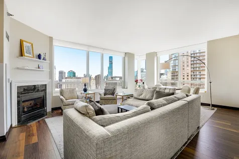 33 West Ontario Street Chicago IL 60654