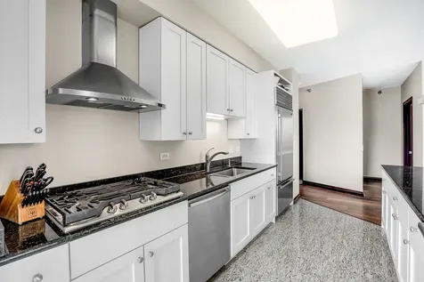 33 West Ontario Street Chicago IL 60654