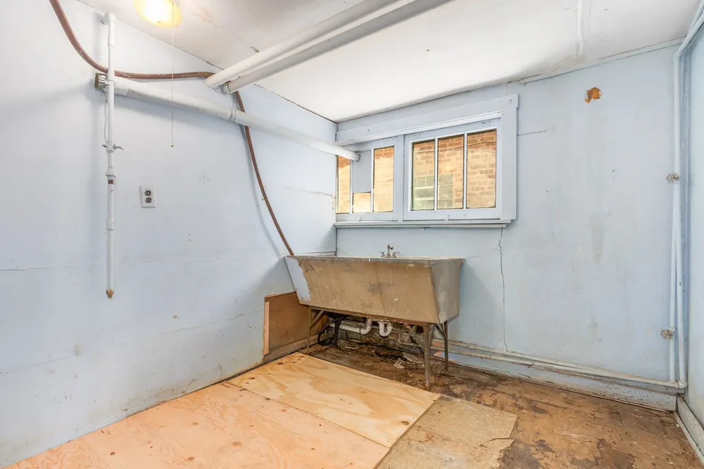 4826 South Kolin Avenue Chicago IL 60632