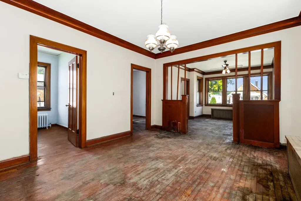 4826 South Kolin Avenue Chicago IL 60632