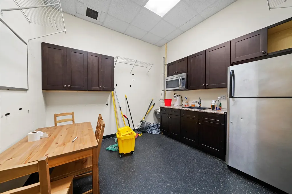 1720 West North Avenue Chicago IL 60622