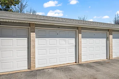 9130 West 95th Street Hickory Hills IL 60457