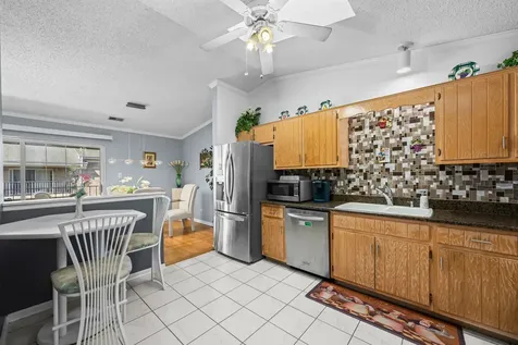9130 West 95th Street Hickory Hills IL 60457
