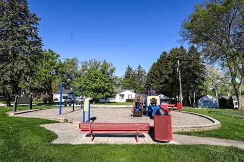 127 South Hawthorne Boulevard Mundelein IL 60060