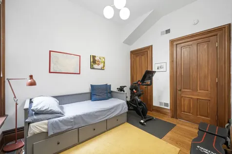 2110 North Dayton Street Chicago IL 60614