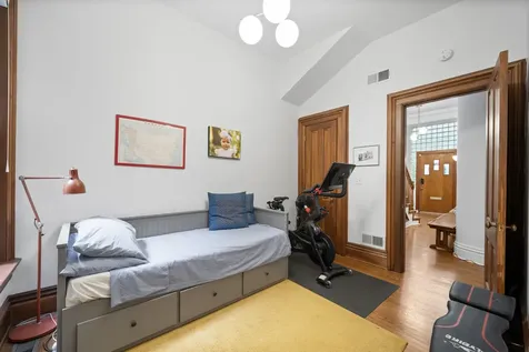 2110 North Dayton Street Chicago IL 60614