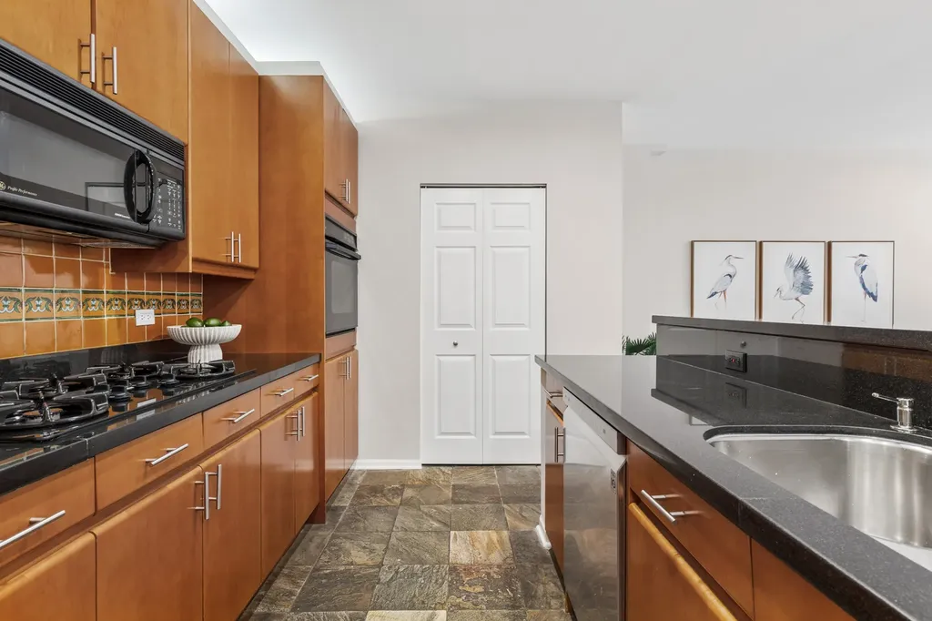 33 West Huron Street Chicago IL 60654