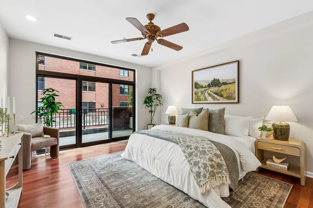 33 West Huron Street Chicago IL 60654