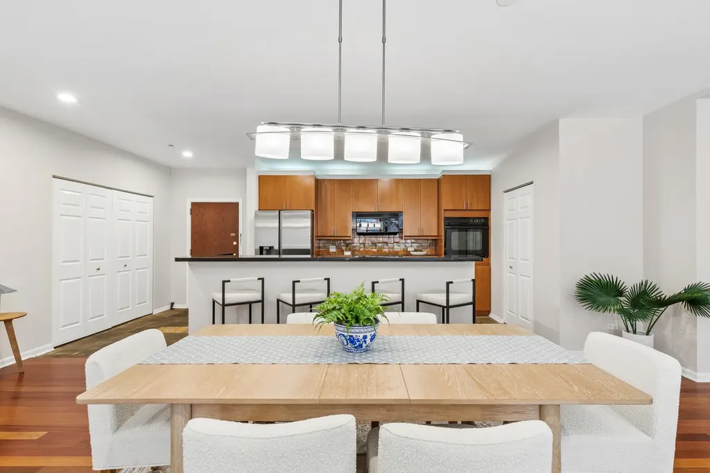 33 West Huron Street Chicago IL 60654