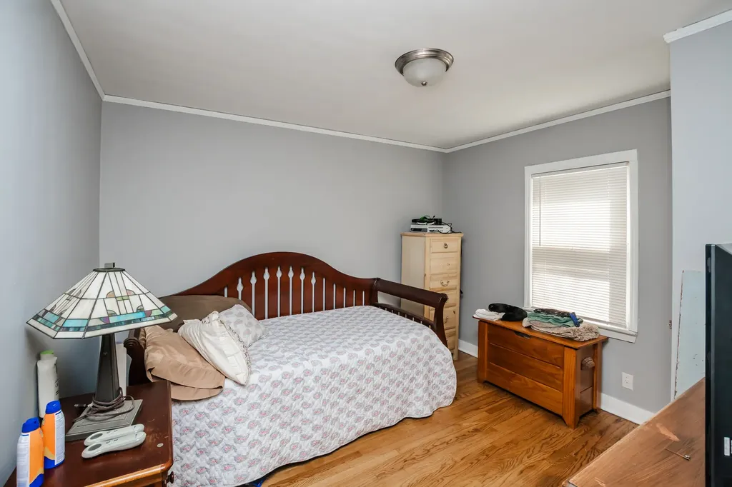 3912 West 107th Street Chicago IL 60655