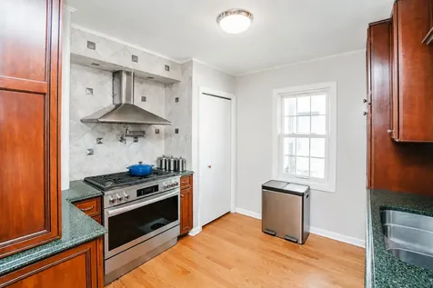 3912 West 107th Street Chicago IL 60655