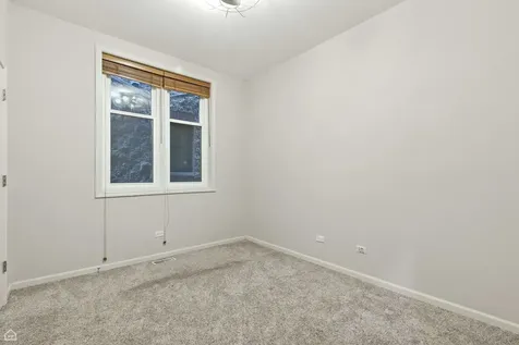 860 West Buckingham Place Chicago IL 60657