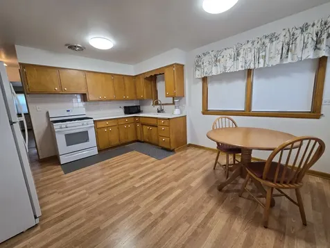 7124 Jarvis Avenue Niles IL 60714