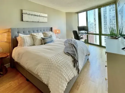 111 West Maple Street Chicago IL 60610