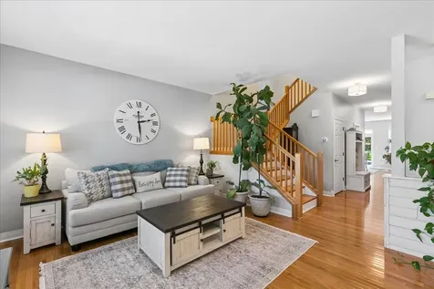 2717 Tanaga Basin New Lenox IL 60451