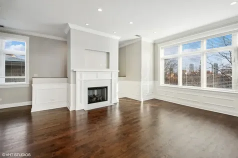 3518 North Wilton Avenue Chicago IL 60657