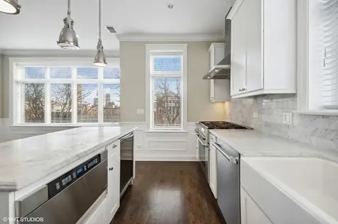 3518 North Wilton Avenue Chicago IL 60657