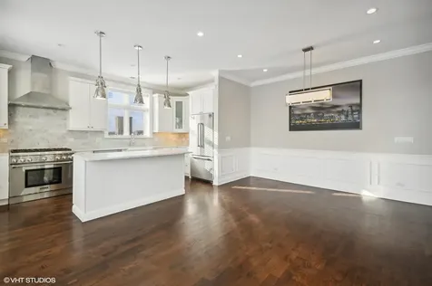3518 North Wilton Avenue Chicago IL 60657