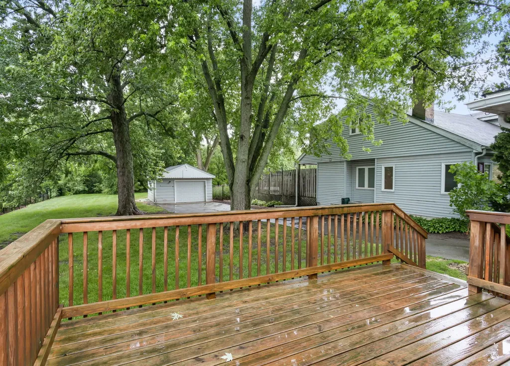 101 60TH Street Downers Grove IL 60516