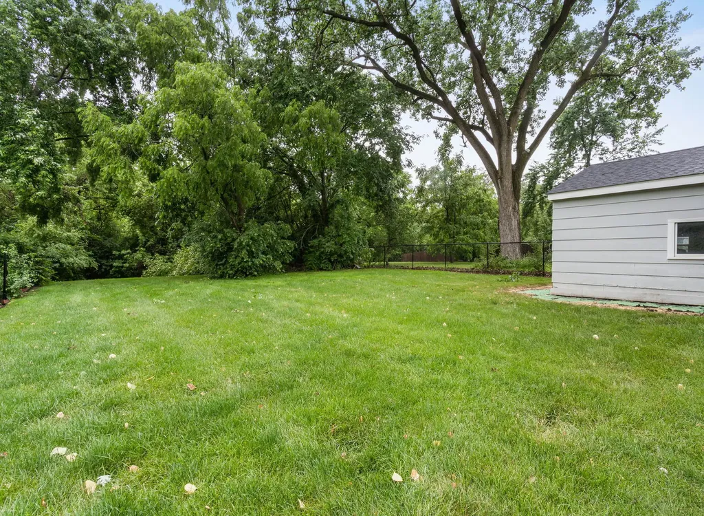 101 60TH Street Downers Grove IL 60516