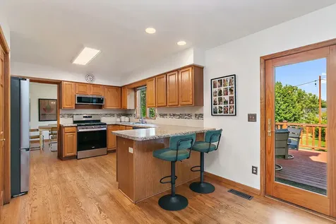 924 South Locust Street Sycamore IL 60178