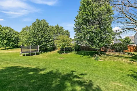 924 South Locust Street Sycamore IL 60178