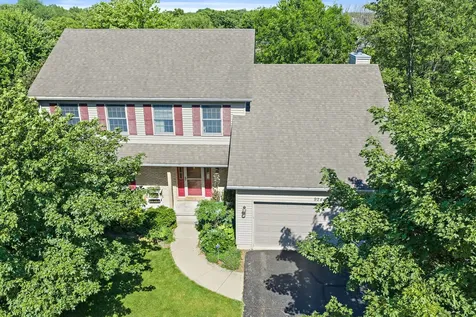924 South Locust Street Sycamore IL 60178