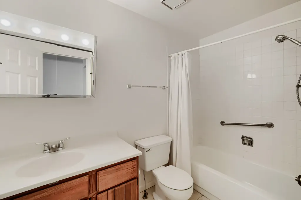 159 Bright Ridge Drive Schaumburg IL 60194