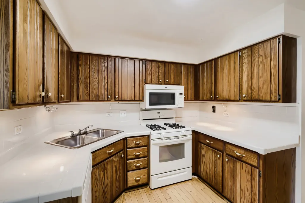 159 Bright Ridge Drive Schaumburg IL 60194