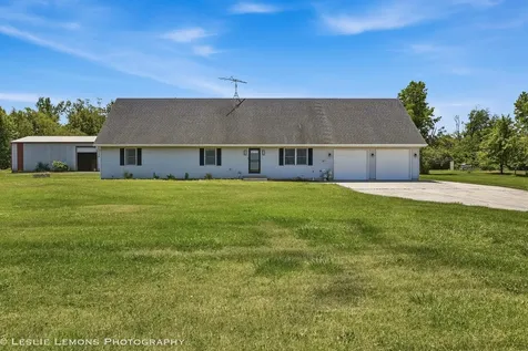 8705 East Pine Bluff Road Coal City IL 60416