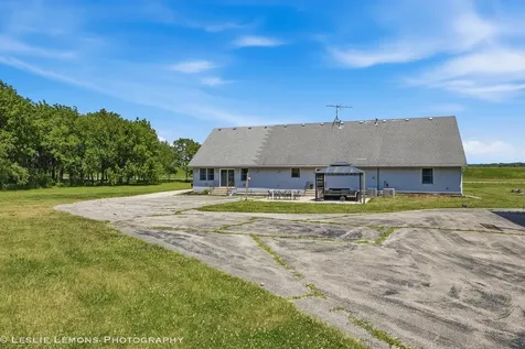 8705 East Pine Bluff Road Coal City IL 60416