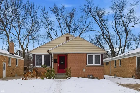 1512 Mulford Street Evanston IL 60202