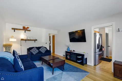 1512 Mulford Street Evanston IL 60202
