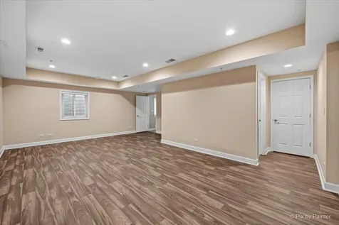 1515 Stonegate Manor Mount Prospect IL 60056