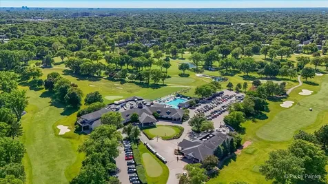 1515 Stonegate Manor Mount Prospect IL 60056
