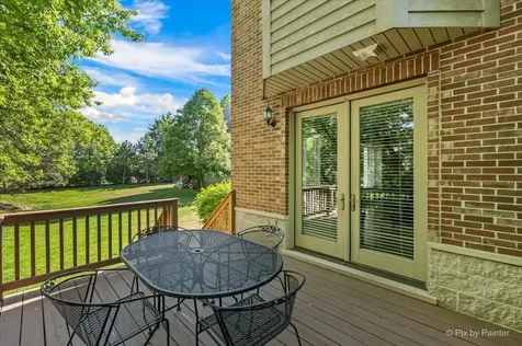 1515 Stonegate Manor Mount Prospect IL 60056