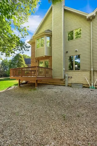 1515 Stonegate Manor Mount Prospect IL 60056