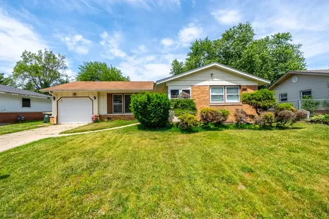 214 Greenbriar Street Elk Grove Village IL 60007