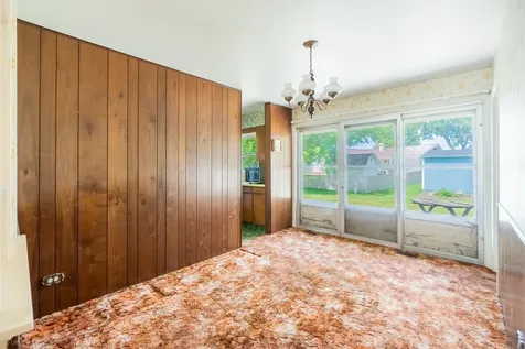 214 Greenbriar Street Elk Grove Village IL 60007