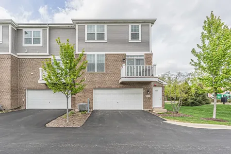 1134 East Bauer Road Naperville IL 60563