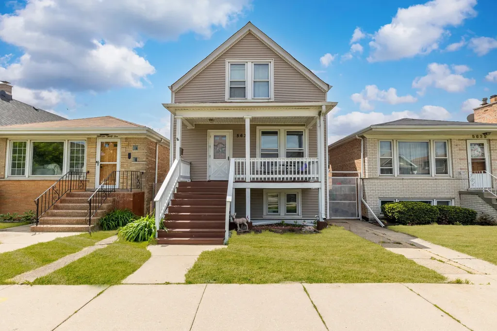 5633 West 64th Place Chicago IL 60638
